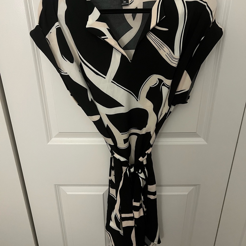 SHEIN Black and White Asymmetrical Dress